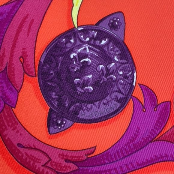 NWT Hermes Scarf "Le Mors à la Conétable" in Orange - Picture 7 of 11